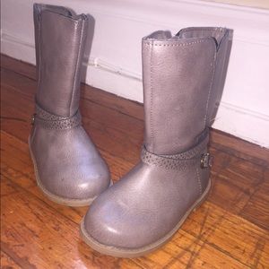 Off gray kids combat boots